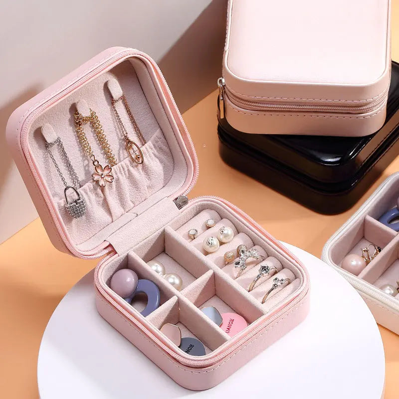Elegant Portable Jewelry Storage Box – Travel-Friendly Organizer